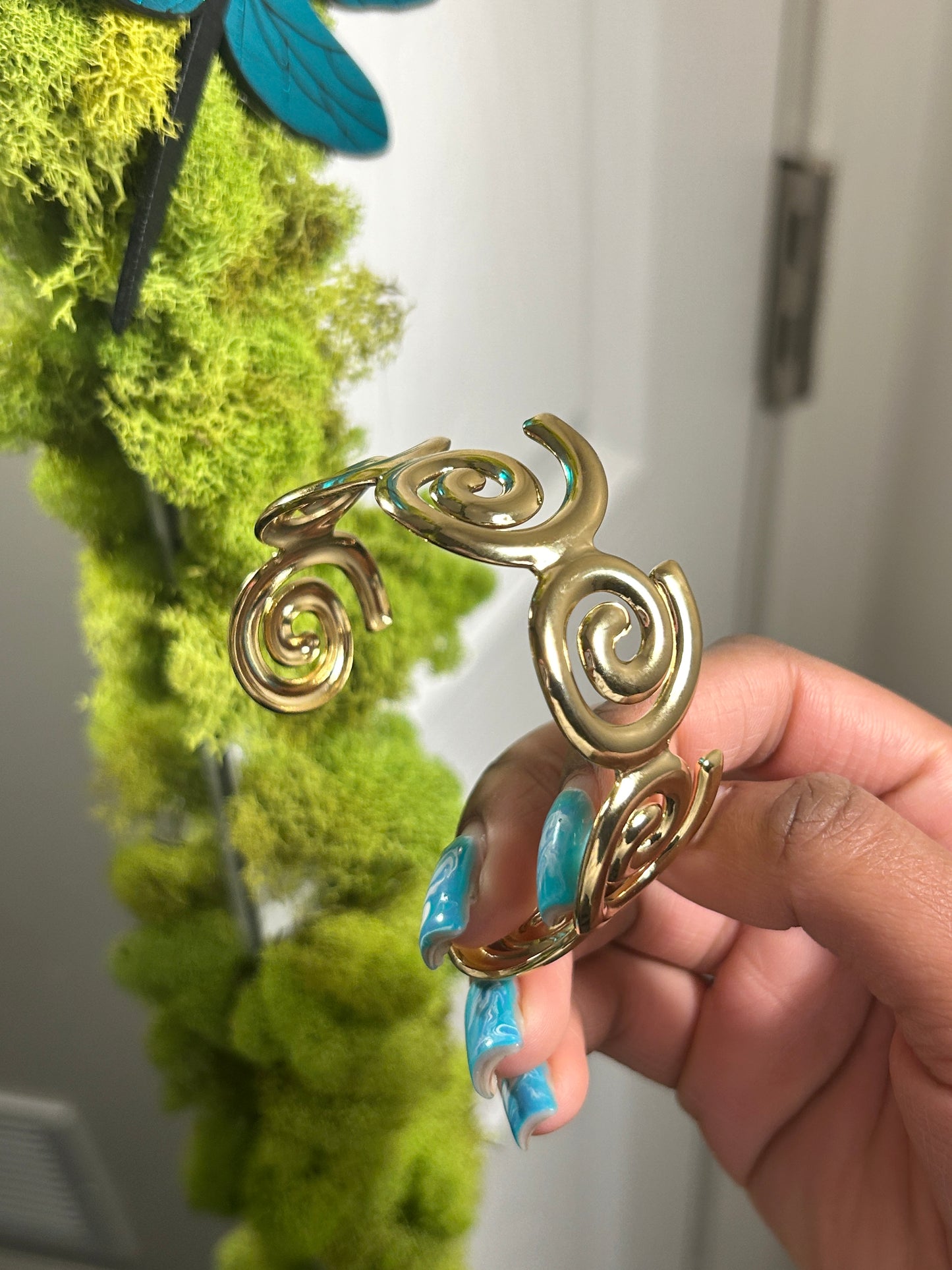 “Spiral” Bangle Cuff (Bendable)